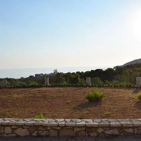 Kristina 아파트호텔 3*