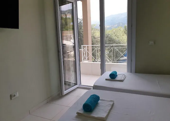 Aparthotel Kristina 3*